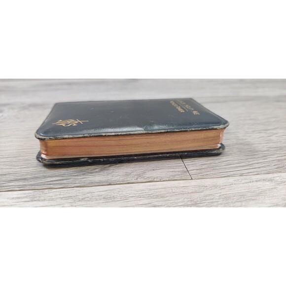 Vintage 1939 JESUS HELP ME Prayer Book for a Very Young Child Pocket Size - Picture 5 of 13